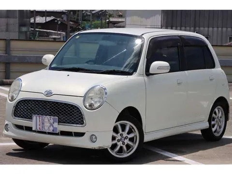Daihatsu Mira Gino