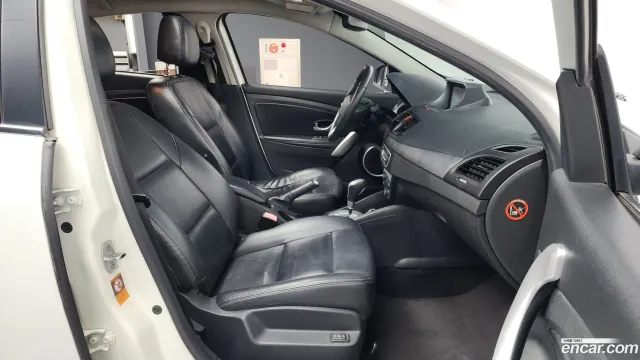 Renault SM3