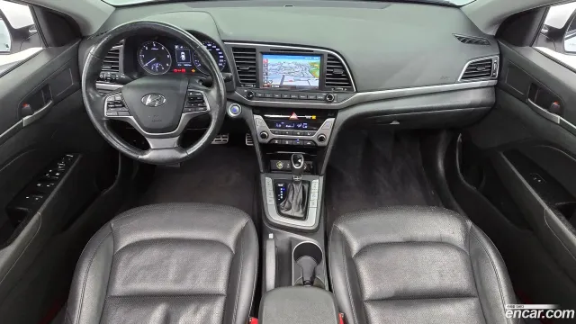 Hyundai Elantra (Avante)