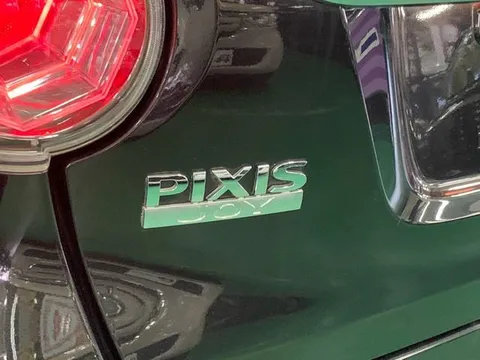 Toyota Pixis Joy