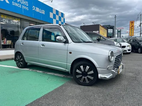 Daihatsu Mira Gino