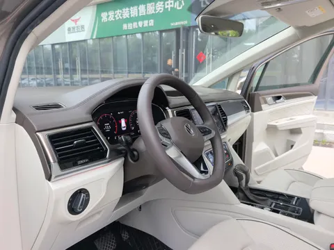 Volkswagen Viloran