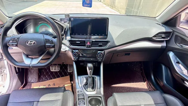 Hyundai Festa