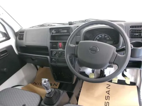 Nissan Clipper Truck