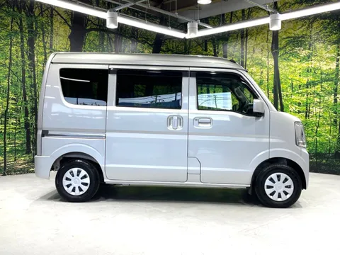 Nissan Clipper