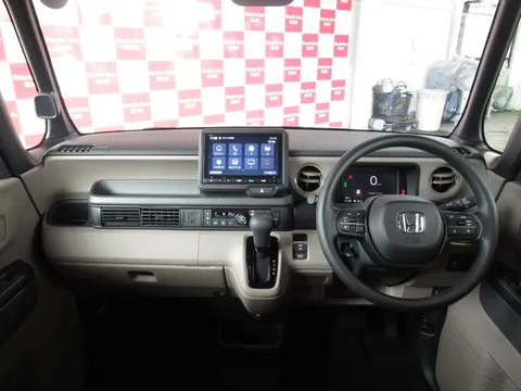 Honda N-BOX Joy