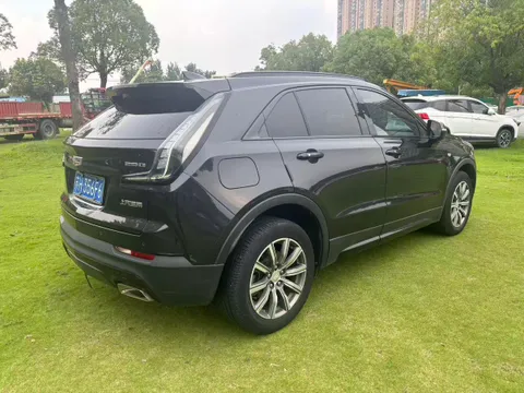 Cadillac XT4