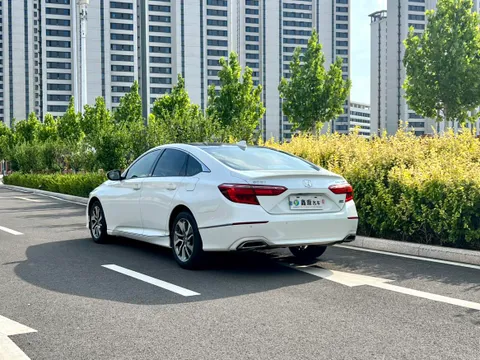 Honda Inspire