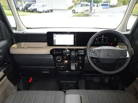 Mitsubishi Delica Mini