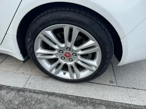 Jaguar XEL