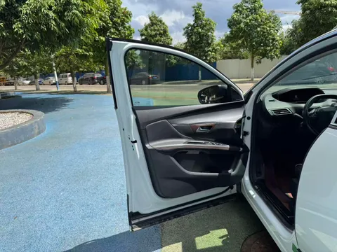 Peugeot 4008