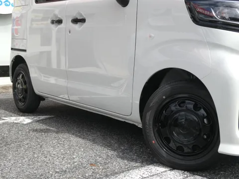 Suzuki Spacia Base
