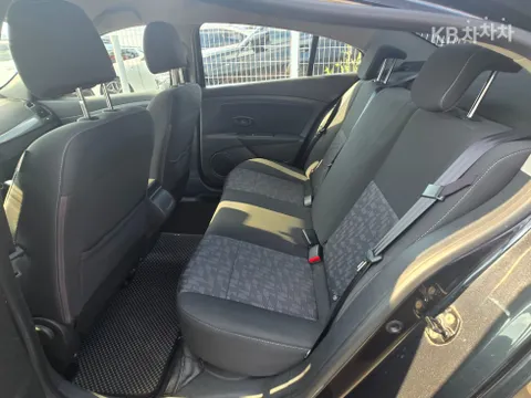Renault SM3