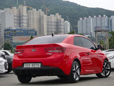 Kia Cerato (Forte)