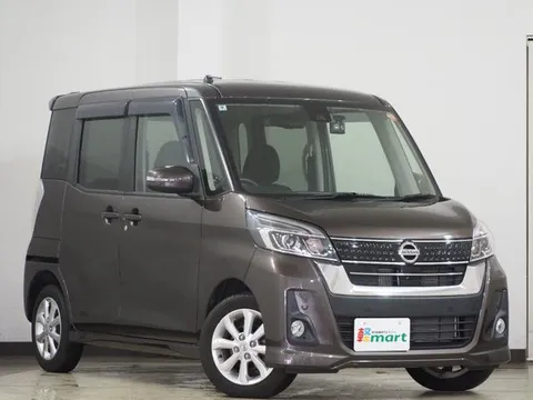 Nissan Dayz Roox