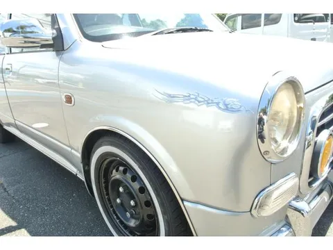 Daihatsu Mira Gino