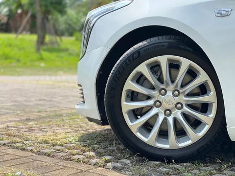Cadillac XTS