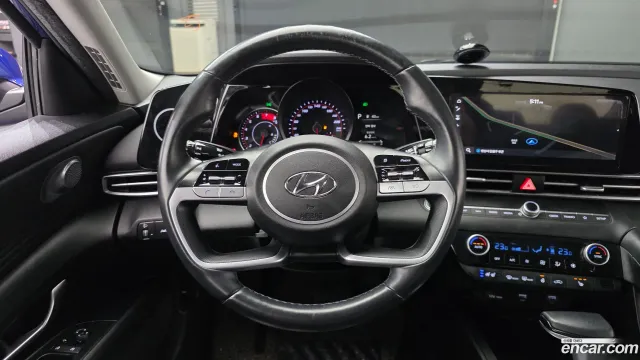 Hyundai Elantra (Avante)