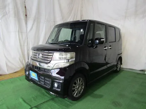 Honda N-BOX Custom