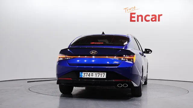 Hyundai Elantra (Avante)
