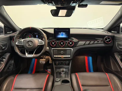 Mercedes-Benz Mercedes-Benz CLA