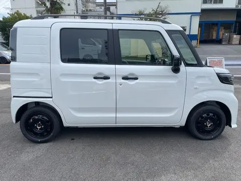 Suzuki Spacia Base