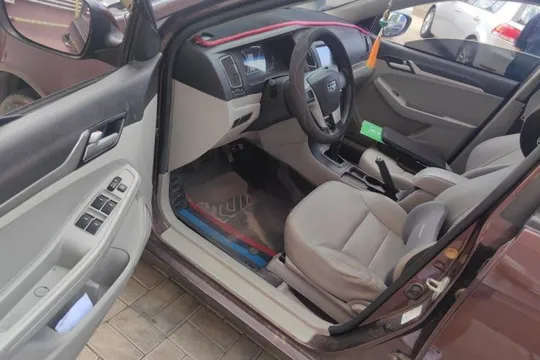 Geely Vision