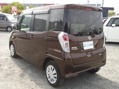 Nissan Dayz Roox