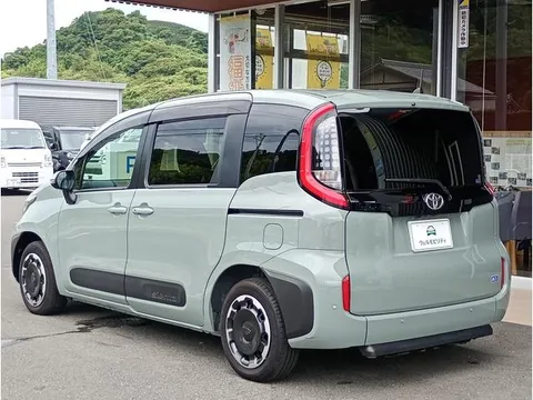 Toyota Sienta