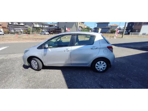 Toyota Yaris (Vitz)