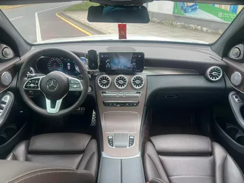 Mercedes-Benz Mercedes-Benz GLC