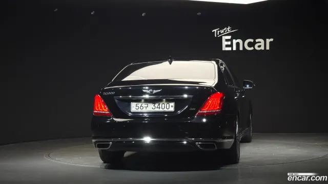 Genesis G90 (EQ900)