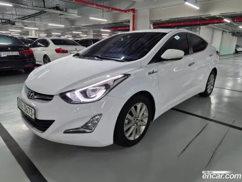 Hyundai Elantra (Avante)