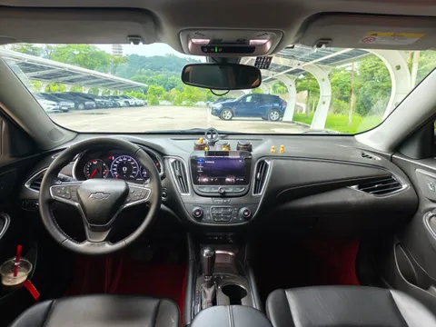 Chevrolet Malibu XL