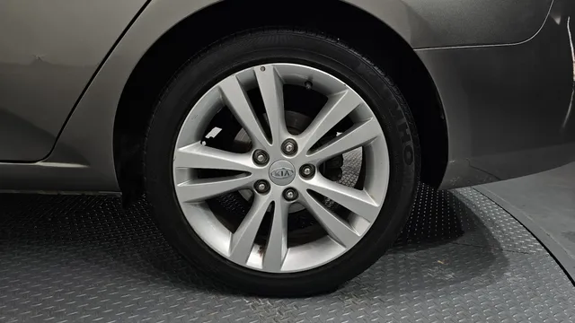 Kia Cerato (Forte)