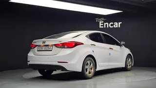 Hyundai Elantra (Avante)
