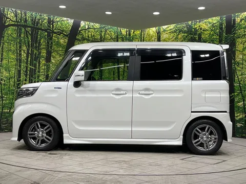 Suzuki Spacia Custom