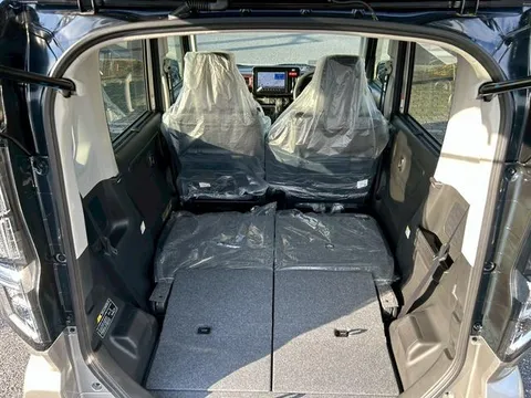 Suzuki Spacia Custom