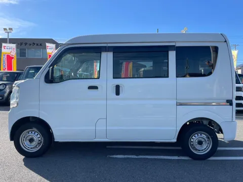 Nissan Clipper