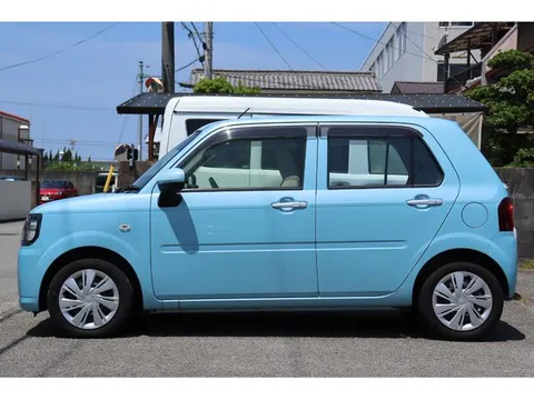 Daihatsu Mira Tocot
