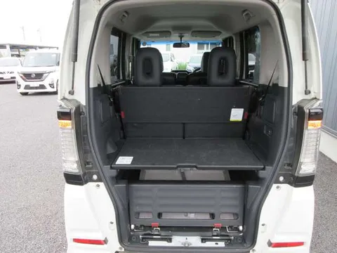 Honda N-BOX+