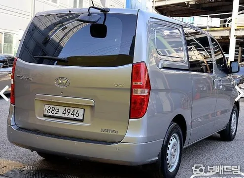 Hyundai Grand Starex