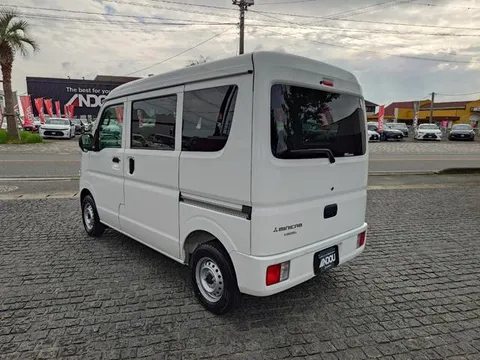 Mitsubishi Minicab Van