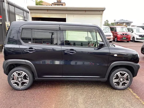 Mazda Flair Crossover