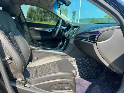 Cadillac ATS-L