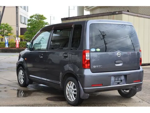 Nissan Otti