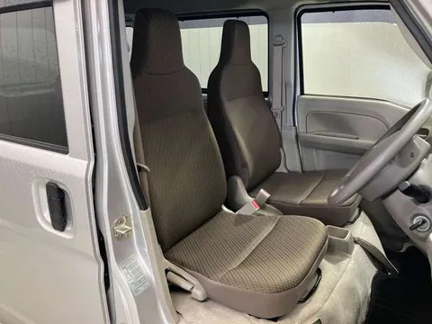 Nissan Clipper
