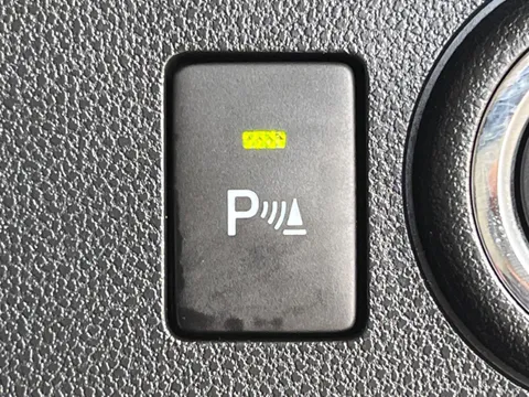 Daihatsu Mira Tocot