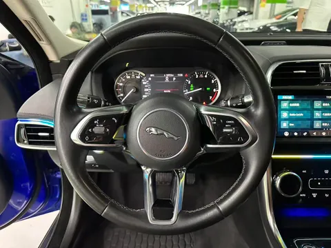 Jaguar XEL