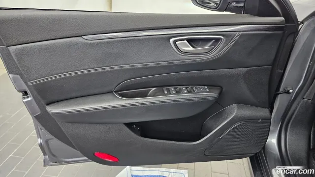 Renault Talisman (SM6)